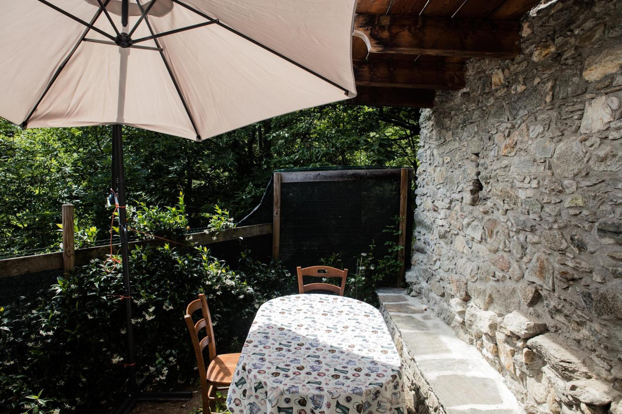 Agriturismo La Fonte Di Mariella Gravedona Exterior photo