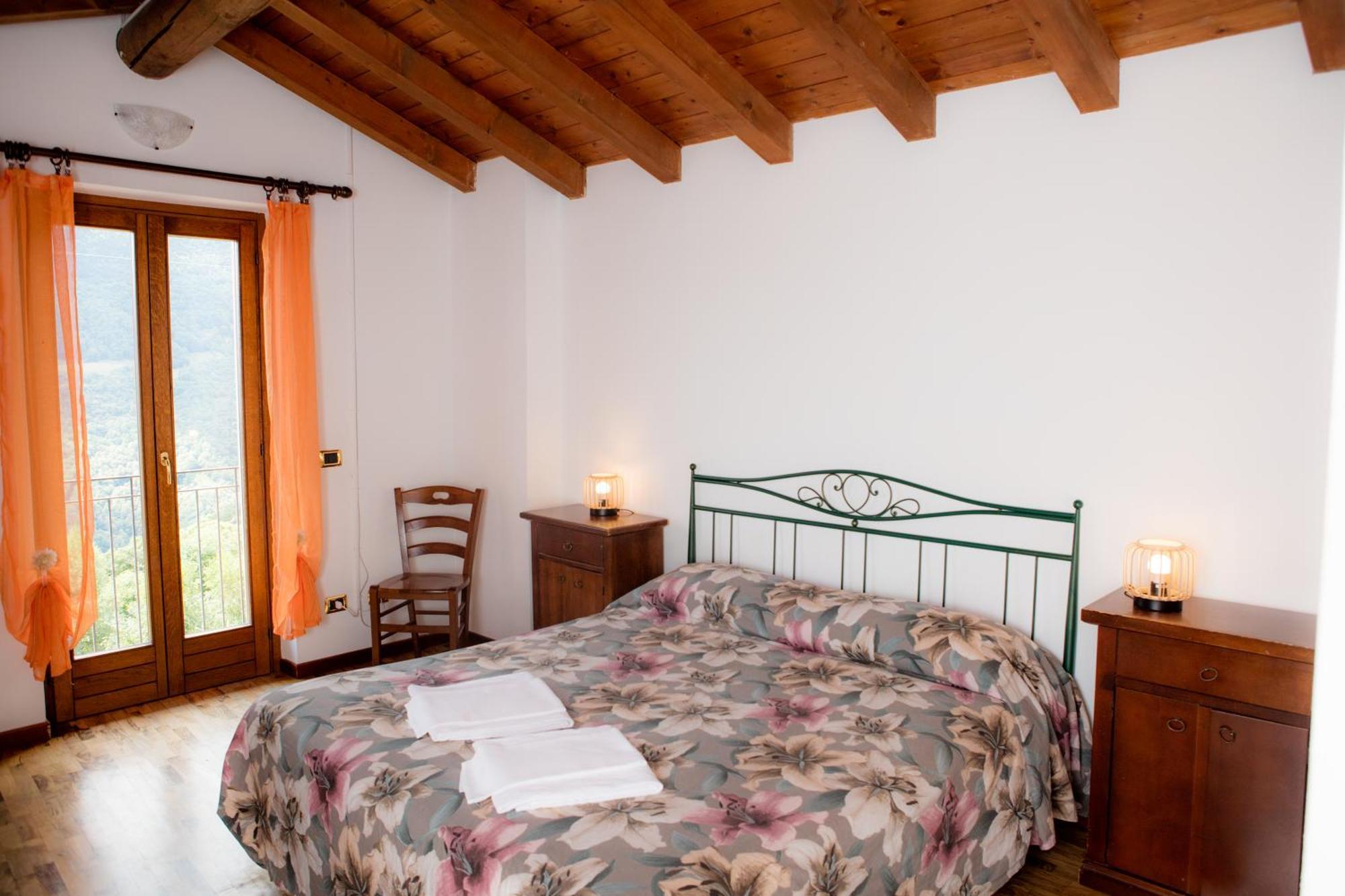 Agriturismo La Fonte Di Mariella Gravedona Exterior photo